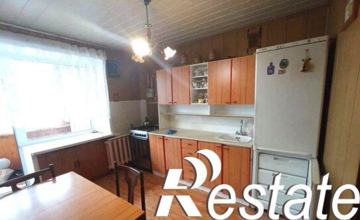 4-комн квартира улица Красных Коммунаров, 15,  д. 15