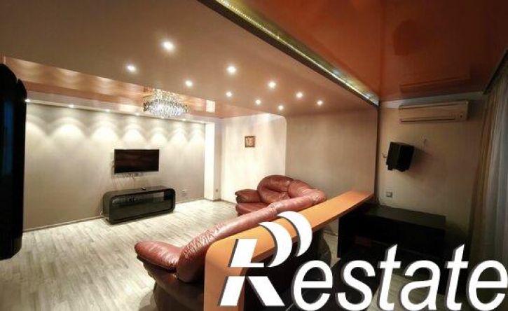3-комн квартира улица Аминева, 5Б,  д. 5Б