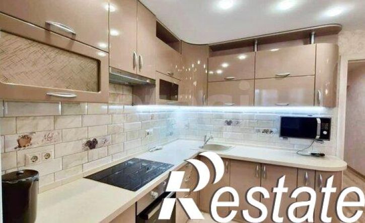 2-комн квартира улица Николая Панова, 50,  д. 50