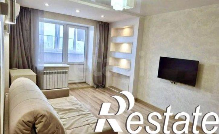2-комн квартира улица Николая Панова, 50,  д. 50