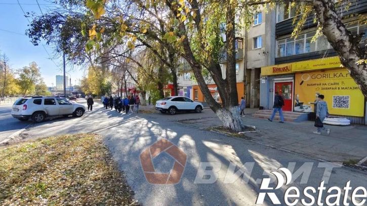 Торговое помещение Революционная улица, 155