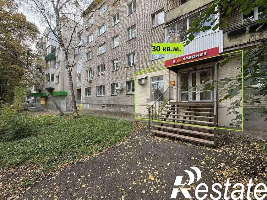 Сдать торговое помещение за 30 000 рублей на Александра Матросова улица, 16