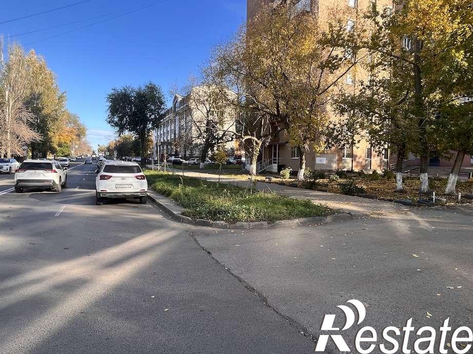 Сдать торговое помещение за 90 000 рублей на Партизанская улица, 58