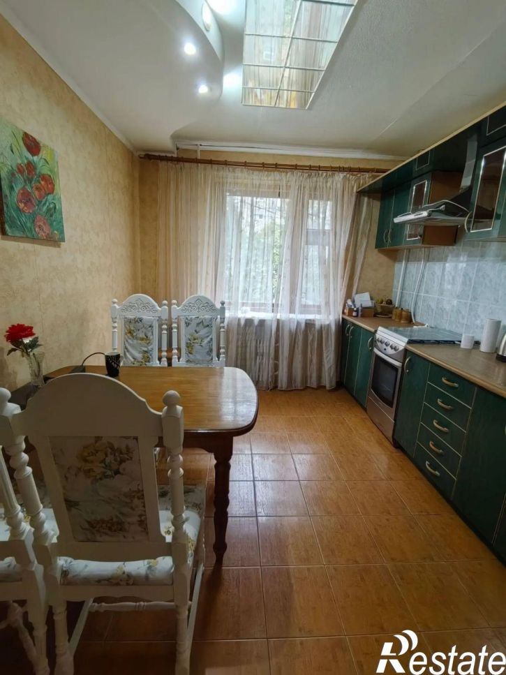 2-комн квартира Карякина переулок, 1