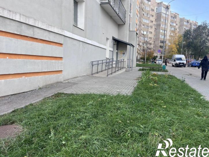 3-комн квартира Советской Армии улица, 127А