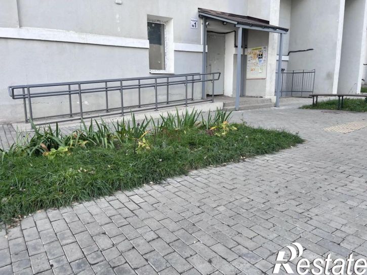 3-комн квартира Советской Армии улица, 127А