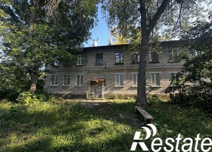 2-комн квартира Сердобская улица, 36