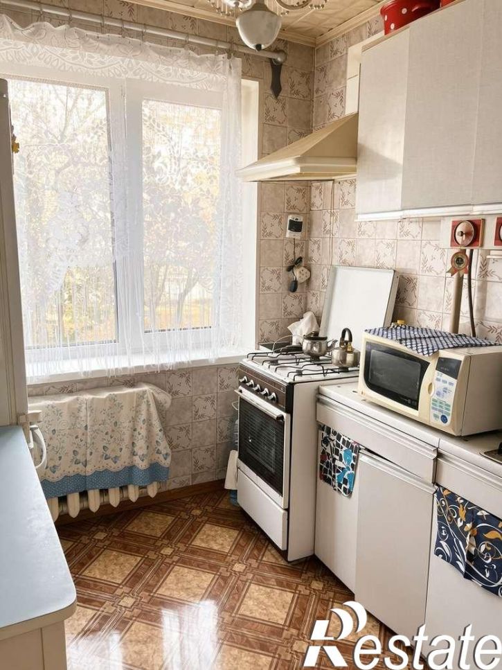 3-комн квартира Георгия Димитрова улица, 35