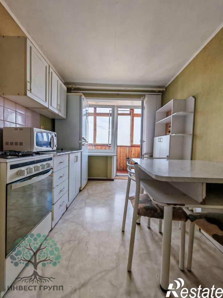 3-комн квартира Молодогвардейская улица, 103