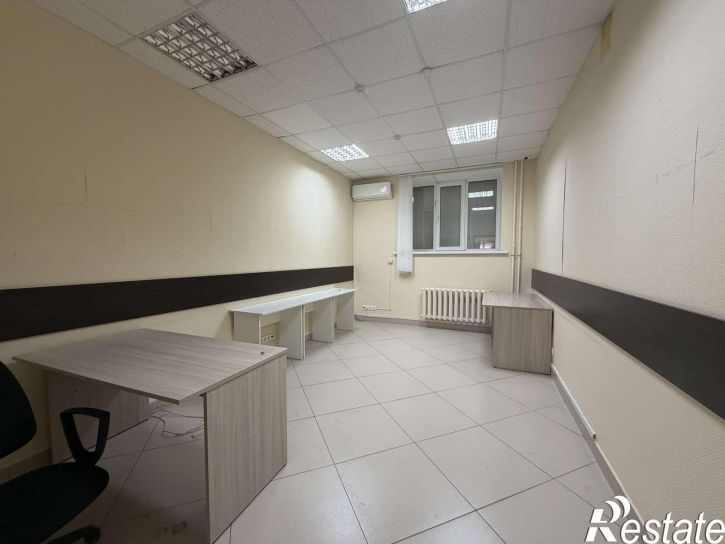 Торговое помещение Гастелло улица, 42