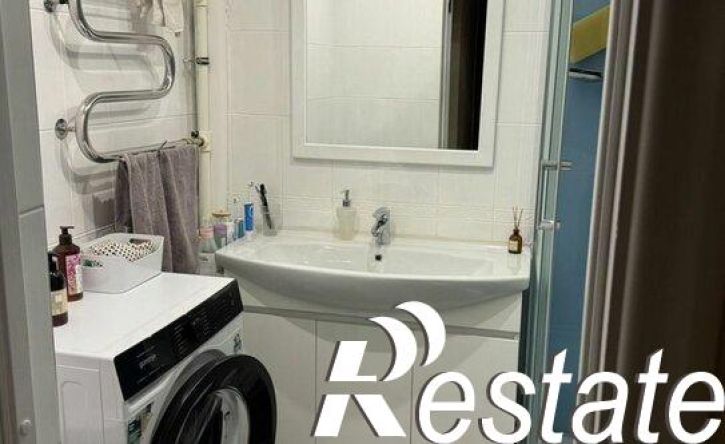 3-комн квартира проспект Карла Маркса, 31,  д. 31