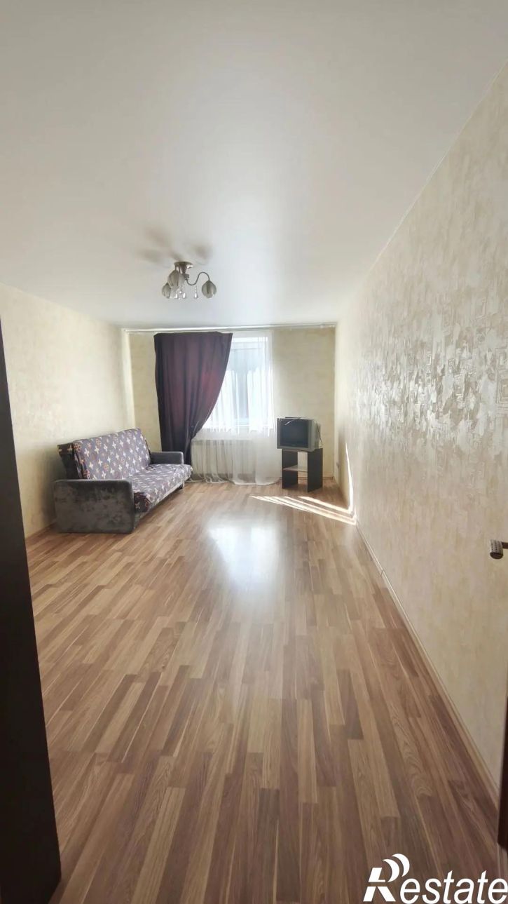 1-комн квартира Золотухина, 23