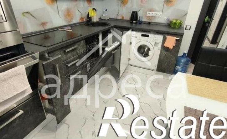 2-комн квартира Осетинская улица, 10,  д. 10