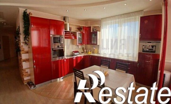 4-комн квартира Лесная улица, 31,  д. 31